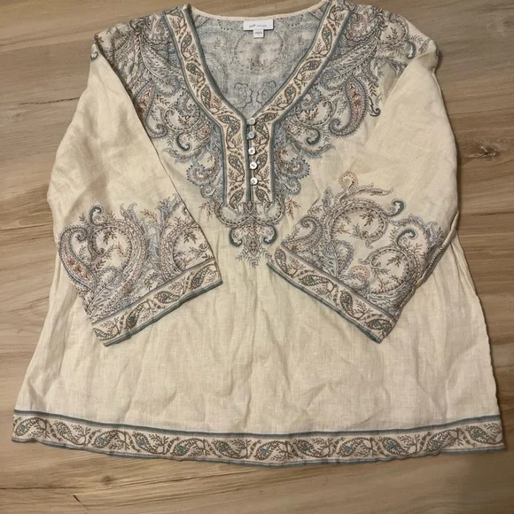 J.Jill Linen Ornate Paisley Tunic Top V
Neck Paisley 3/4 Sleeves Size Small - Picture 2 of 10